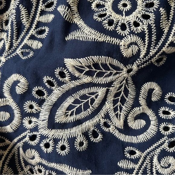Taylor Navy Eyelet Embroidered A-Line Sleeveless Dress w/ Scalloped Trim Size 14 - Picture 8 of 10